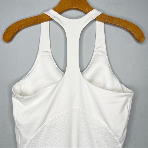 NWOT Nike Tank Top I-Beam White Women’s Size Large Slim Fit - Picture 6 of 11